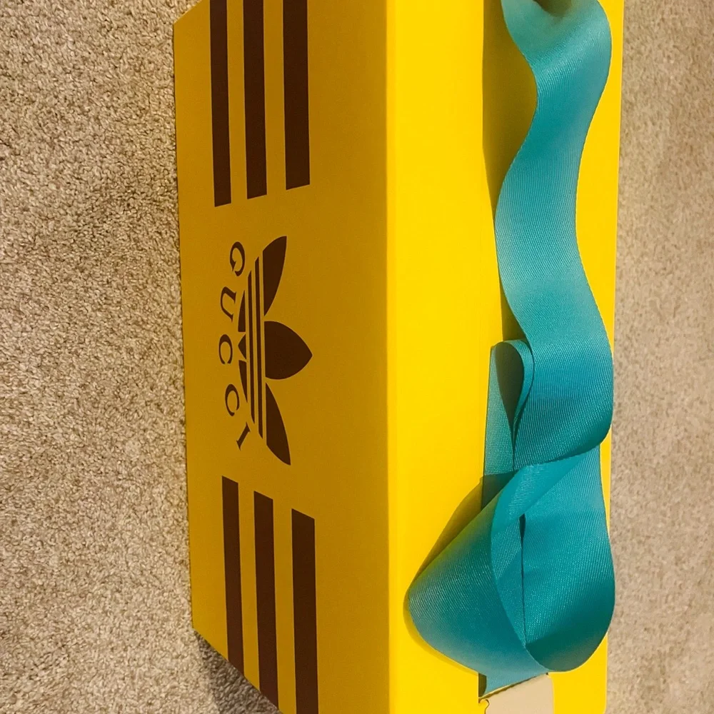 Gucci x Adidas sneakers - Picture 7 of 7